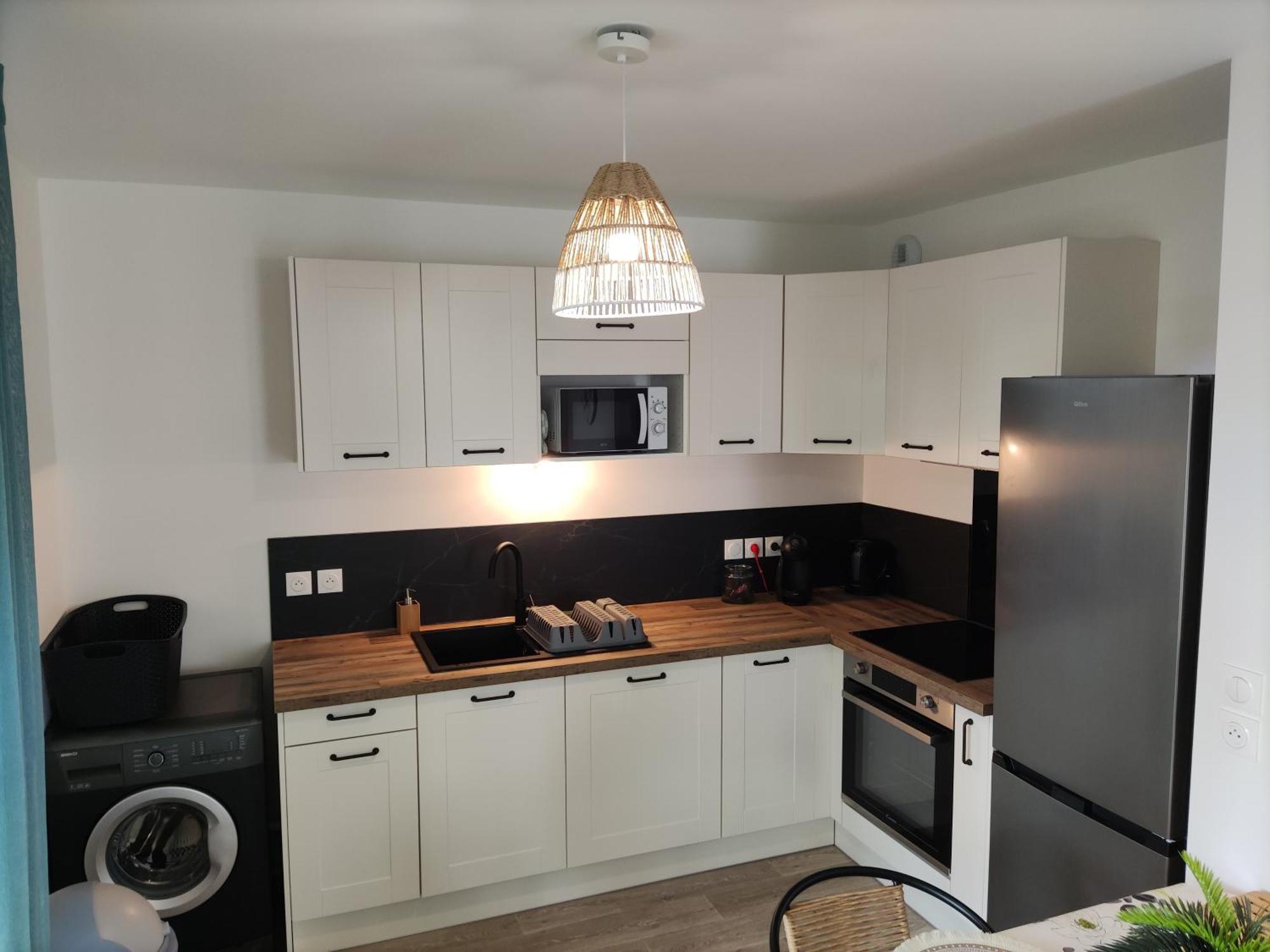 La Nouvelle Vague Apartment Карканс Екстериор снимка