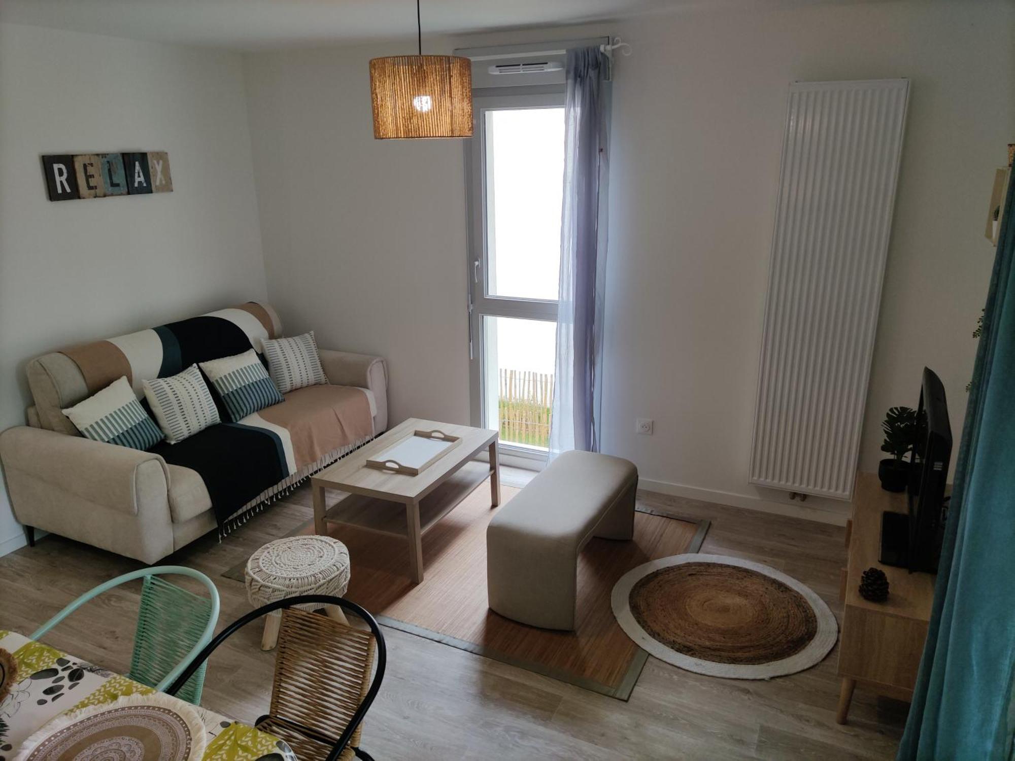 La Nouvelle Vague Apartment Карканс Екстериор снимка
