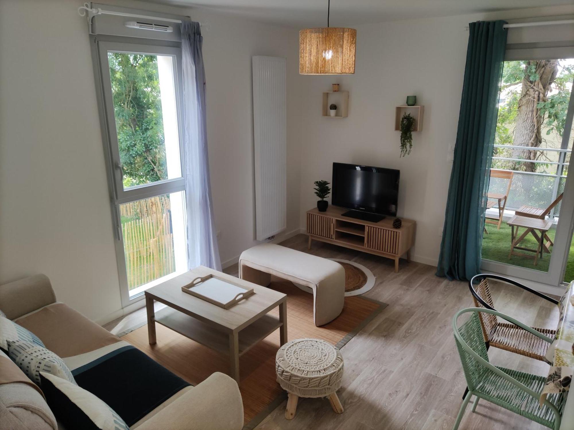 La Nouvelle Vague Apartment Карканс Екстериор снимка